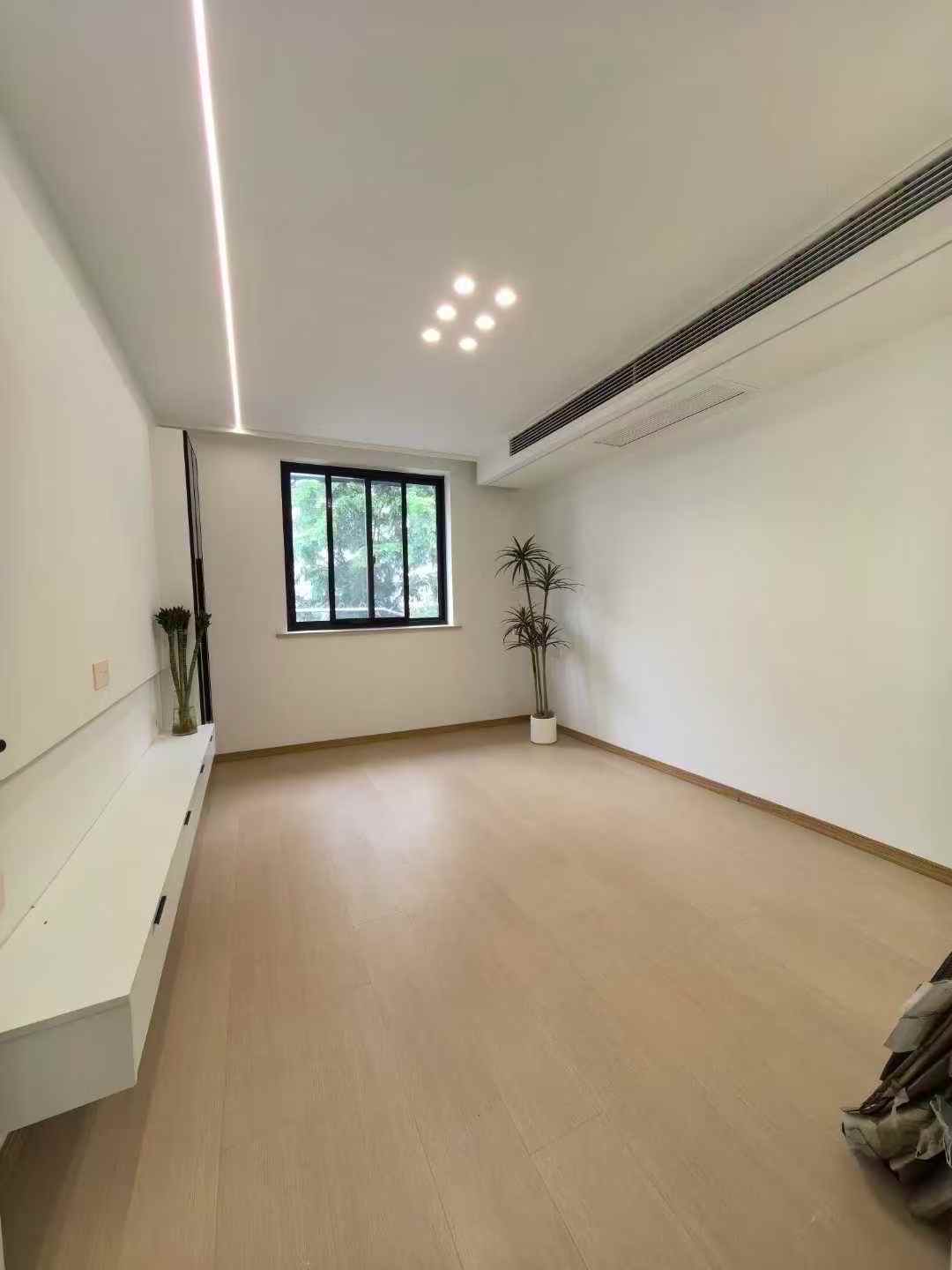 长宁区 玉屏南路110弄 1BR Shanghai Rental | ExpatHome
