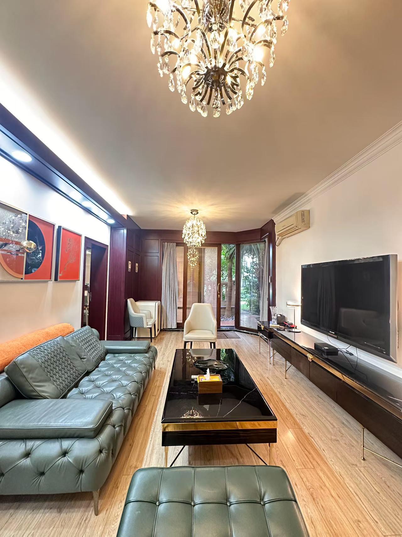 徐汇区 东方巴黎 1BR Shanghai Rental | ExpatHome