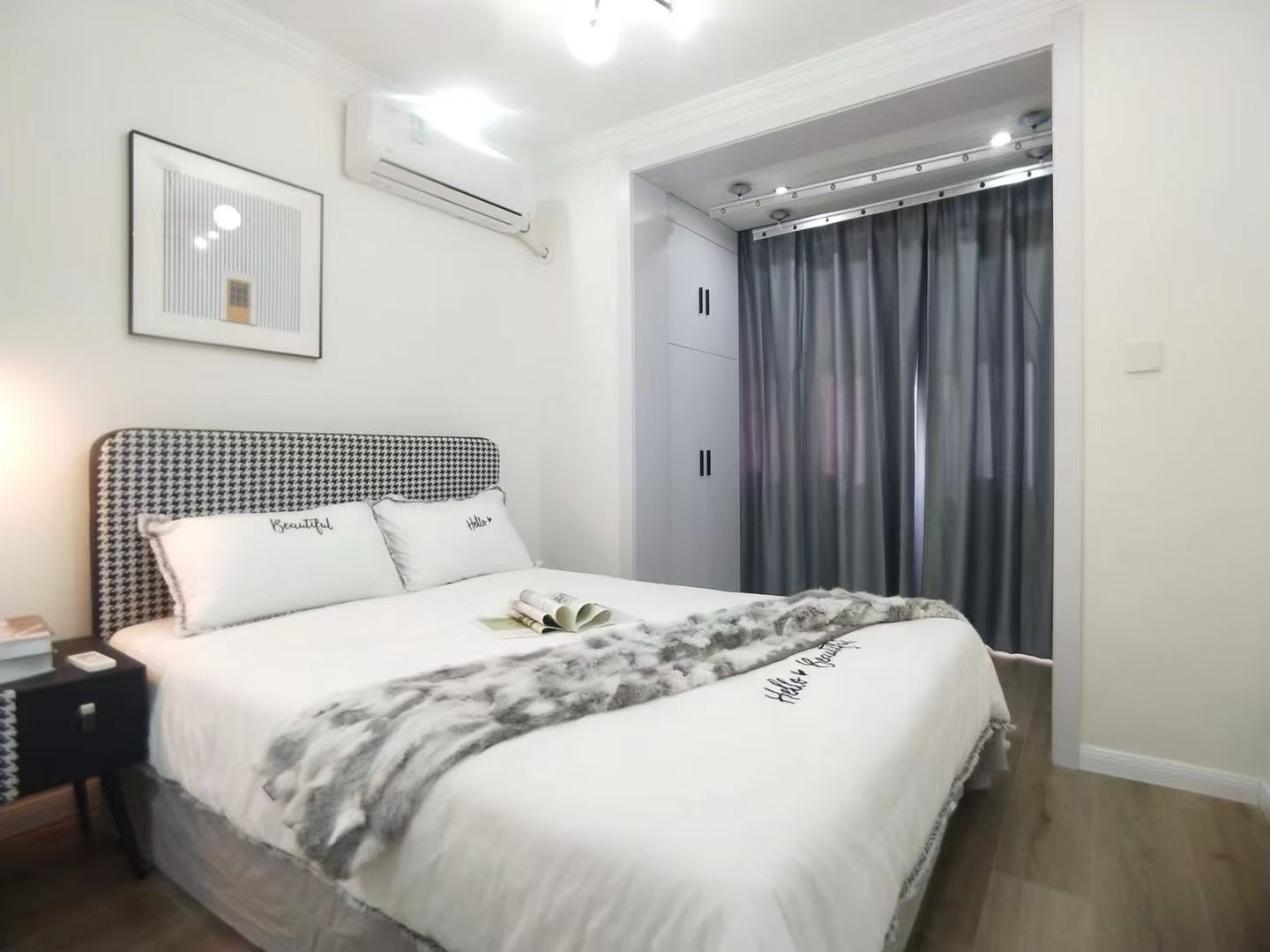 徐汇区 华龙公寓 1BR Shanghai Rental | ExpatHome