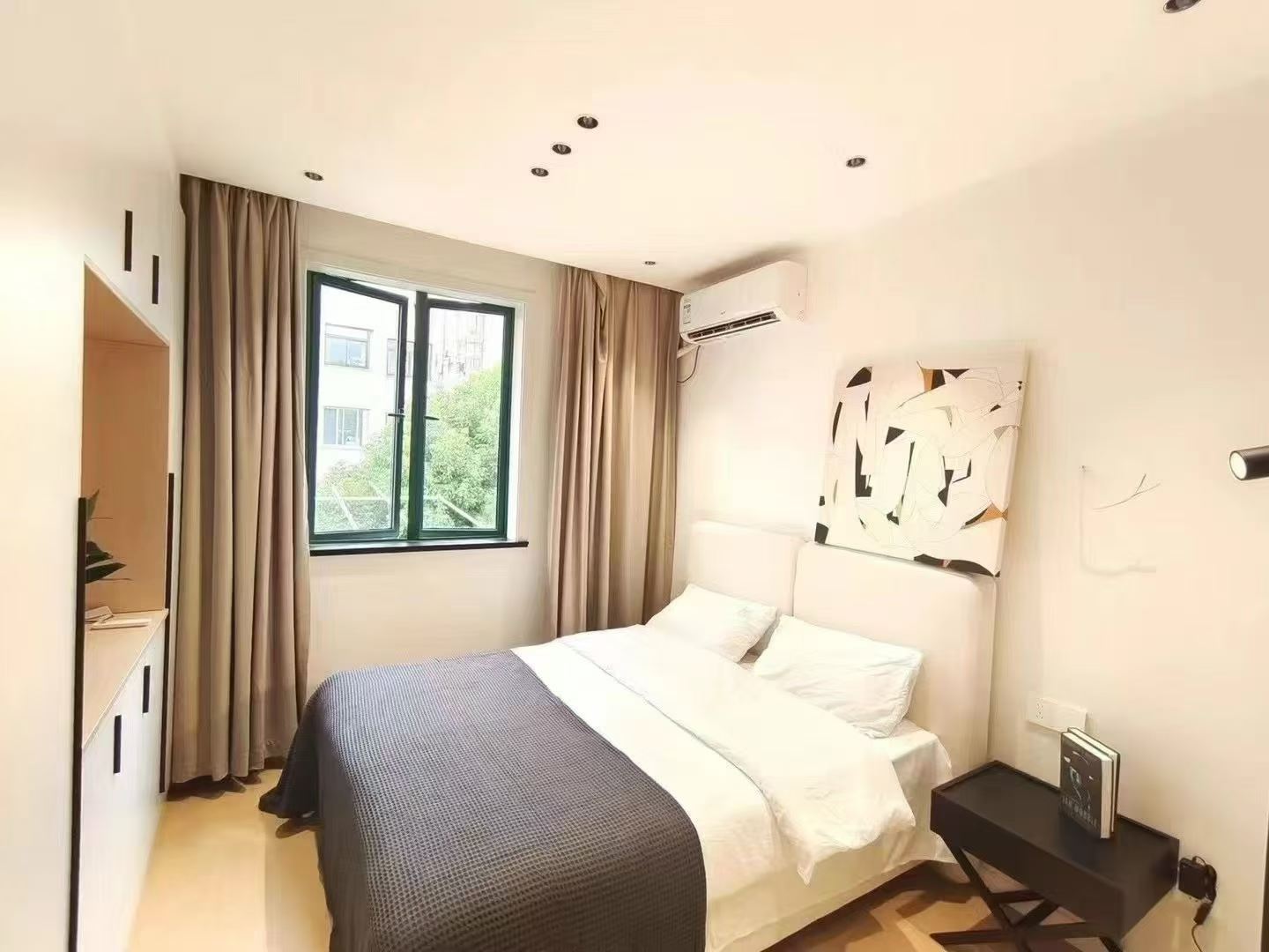 徐汇区 吴兴路21弄 1BR Shanghai Rental | ExpatHome
