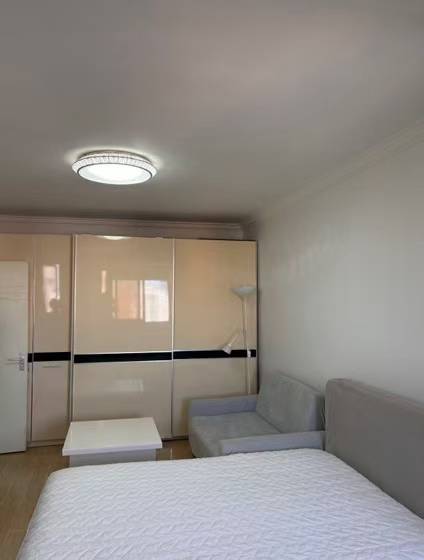 静安区 恒丰大楼 1BR Shanghai Rental | ExpatHome