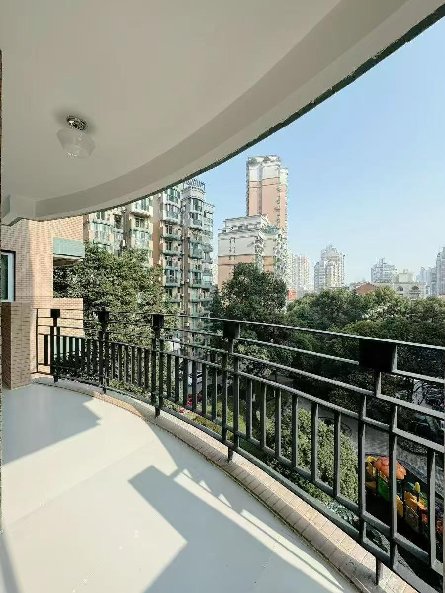 黄浦区 大同花园 2BR Shanghai Rental | ExpatHome