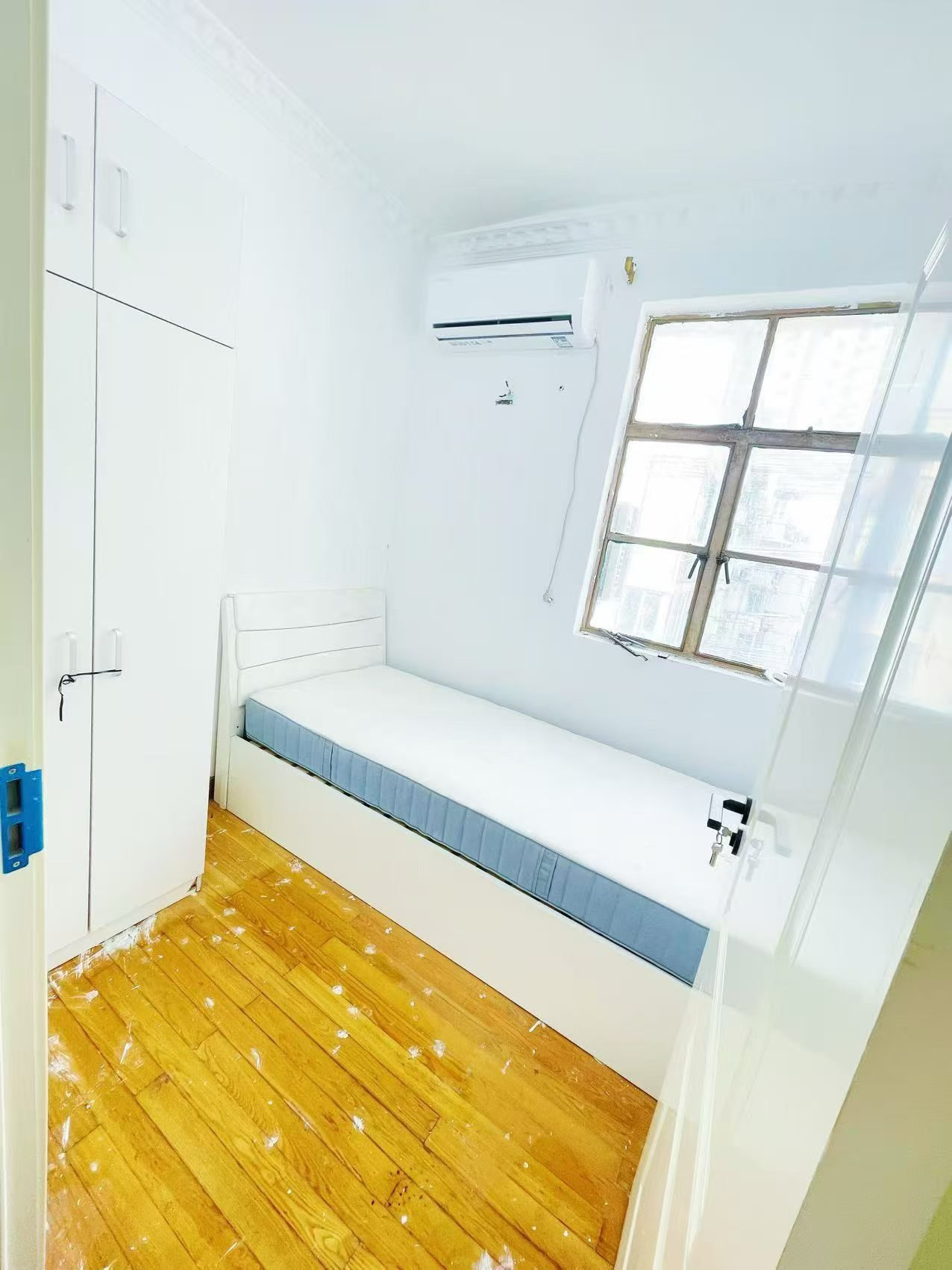 静安区 长寿路胶州路路口 1BR Shanghai Rental | ExpatHome