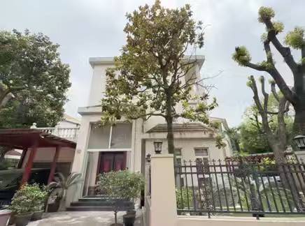 长宁区 龙柏山庄 4BR Shanghai Rental | ExpatHome